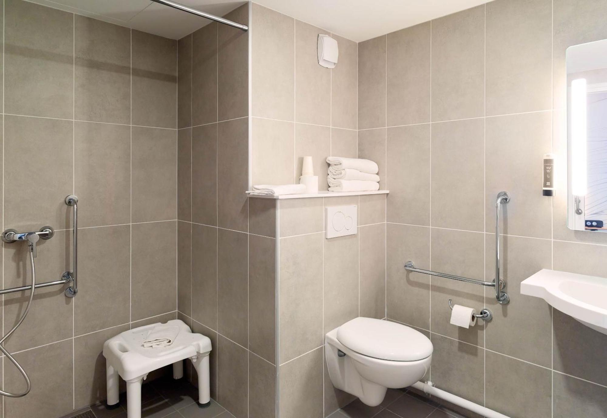 B&B Hotel Paris Clichy-Sous-Bois 3 Etoiles Ngoại thất bức ảnh